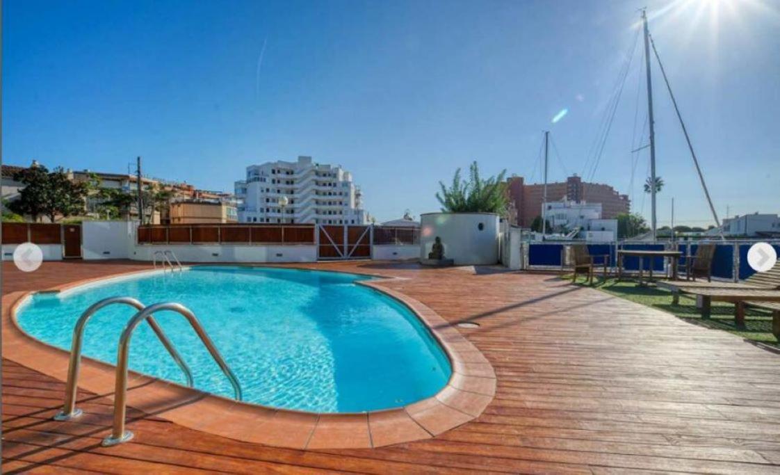 Appart Residence De Standing Calme Avec Piscine Roses Eksteriør billede